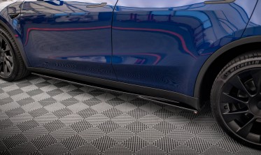 Тюнінгові накладки на пороги Tesla Model Y вер. 1 фото