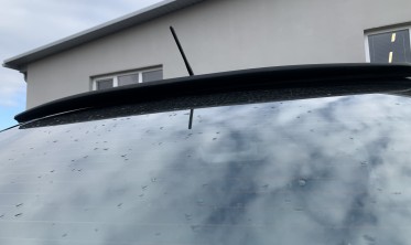 Спойлер заднего стекла Mitsubishi Lancer X  фото