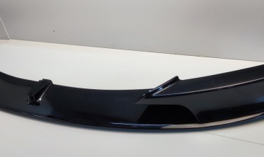 Дифузор переднього бампера BMW F30/F31 у стилі M-Performance (пофарбована) фото