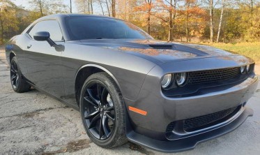 Бампер передний Dodge Challenger HELLCAT Style фото