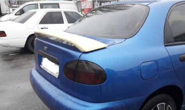 Спойлер багажника Daewoo Lanos Sedan фото