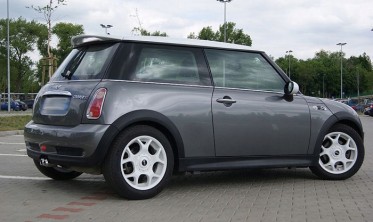 Спойлер заднего стекла Mini R50/R53 S-look фото