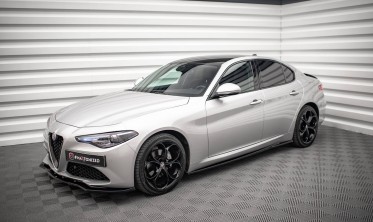 Боковые накладки на пороги Alfa Romeo Giulia Sport фото
