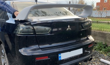 Спойлер багажника Mitsubishi Lancer X стиль EVO фото