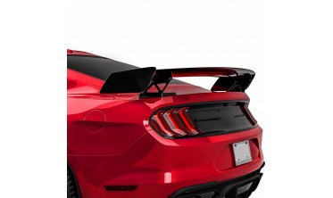 Большой задний спойлер Ford Mustang в стиле Shelby GT500 фото