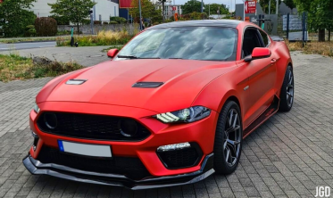 Накладки на пороги Ford Mustang в стиле  фото