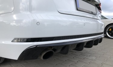 Дифузор заднього бампера Audi A4 B9 S-line під дві одинарні труби фото