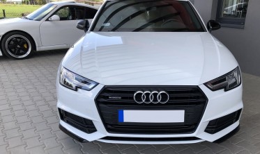 Бічні накладки переднього бампера Audi A4 B9 S-line фото