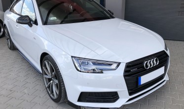 Бічні накладки переднього бампера Audi A4 B9 S-line фото