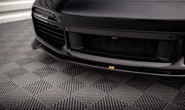 Тюнинговая накладка на передний бампер Porsche 911 Turbo S 992 фото