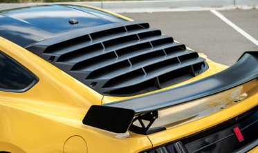 Накладка жалюзі на заднє скло Ford Mustang Ik-style фото