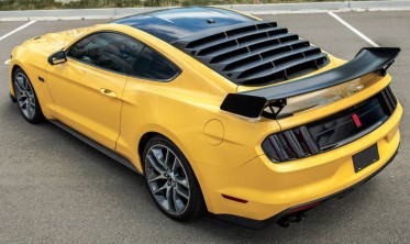 Накладка-жалюзи на заднее стекло Ford Mustang Ik-style фото