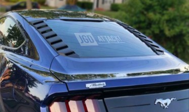 Накладка жалюзі на заднє скло Ford Mustang фото
