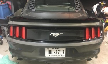 Накладка жалюзі на заднє скло Ford Mustang фото
