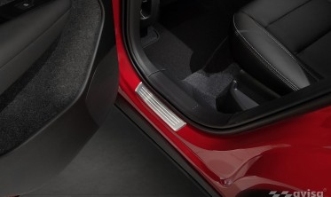 Захисні накладки на порожки з нержавіючої сталі Volvo XC40 фото