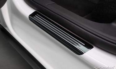 Захисні накладки на пороги з емблемою E-Power для Volkswagen ID.5 фото