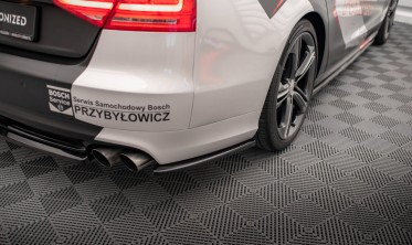 Бічні накладки на задній бампер Audi S8 D4 фото