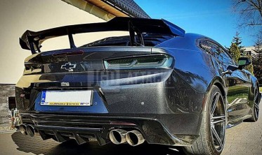 Накладка на задний диффузор Chevrolet Camaro 6  фото