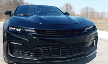 Передній бампер Chevrolet Camaro 6 (2019-2021) SS 2019 стиль фото
