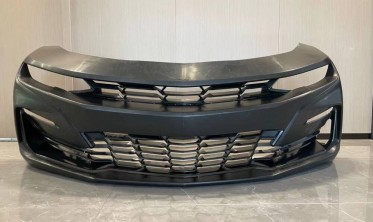 Передній бампер Chevrolet Camaro 6 (2019-2021) SS 2019 стиль фото