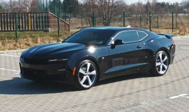 Передній бампер Chevrolet Camaro 6 (2019-2021) SS 2019 стиль фото