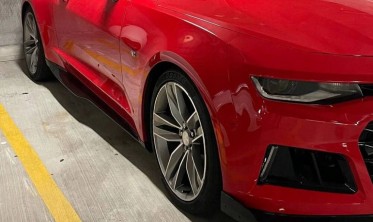 Накладки (лістви) на бічні пороги Chevrolet Camaro 6 ZL1 Style gloss black фото