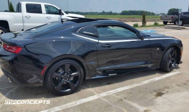 Накладки (лістви) на бічні пороги Chevrolet Camaro 6 ZL1 Style gloss black фото