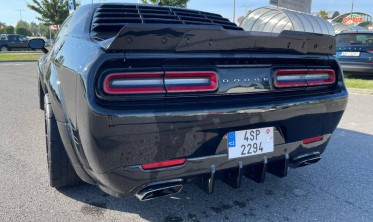 Спойлер крышки багажника Dodge Challenger стиль wicker bill фото