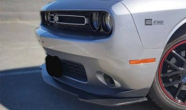 Дифузор на передній бампер Dodge Challenger (2015-2021 sxt) фото