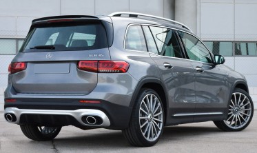 Тюнінговий спойлер кришки багажника MERCEDES GLB X247 у стилі AMG фото