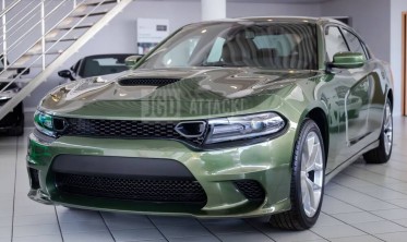 Передний бампер Dodge Charger (2015-2021) в стиле srt8 hellcat 2019+ фото