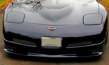 Тюнинговый диффузор переднего бампера Chevrolet Corvette 1997-2004 C5 фото