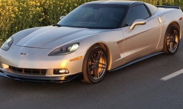 Тюнінговий дифузор переднього бампера Chevrolet Corvette 2005-2013 фото