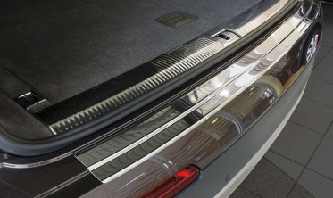 Защитная листва на край заднего бампера Audi Q7 МК2 фото