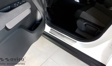 Захисні накладки на порожки Citroen C3 Aircross фото