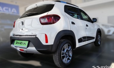 Захисна накладка на задній бампер Dacia Spring фото