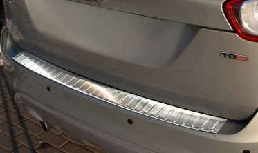 Захисна накладка на задній бампер Ford Kuga I фото