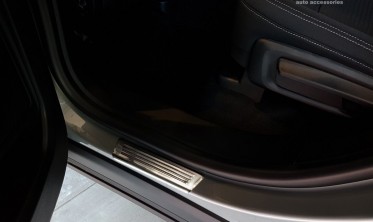 Захисні накладки на поріжки Ford Kuga 3 фото