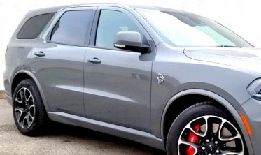 накладки на порогои Dodge Durango (2014-2022) в стиле srt hellcat 2021 фото