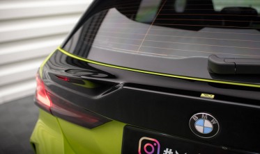 Нижний спойлер на крышку багажника BMW 1 F40 M-Pack / M135i  фото