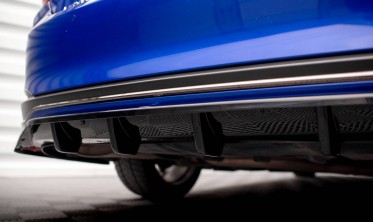 Тюнінгова накладка на задній бампер Lexus ES Mk7 версія F Sport фото