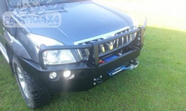 Защитная дуга для силового бампера Toyota Land Cruiser Prado J120, 125 фото