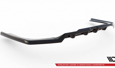 Тюнінгова накладка на задній бампер BMW 7 G70 M-Pack / I7 M-Pack фото