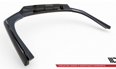 Тюнінгова накладка на задній бампер BMW 7 G70 M-Pack / I7 M-Pack фото