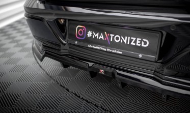Тюнінгова накладка на задній бампер BMW 7 G70 M-Pack / I7 M-Pack фото