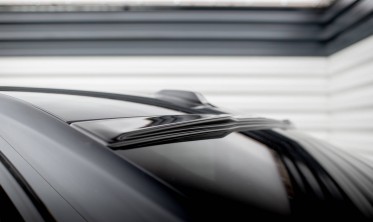 Бленда (накладка) на заднее стекло BMW 7 M-Pack / M760e / i7 M-Pack / 7 Standard G70 фото