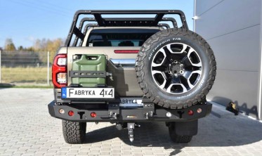 Силовий задній бампер Toyota Hilux (2020-...) довгий стандарт фото