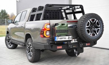Силовий задній бампер Toyota Hilux (2020...) довгий led фото