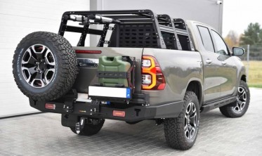 Силовий задній бампер Toyota Hilux (2020...) довгий led фото
