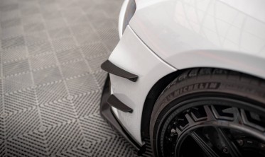 Комплект накладок на передний бампер (Canards) Audi R8 Mk2 послерестайл фото